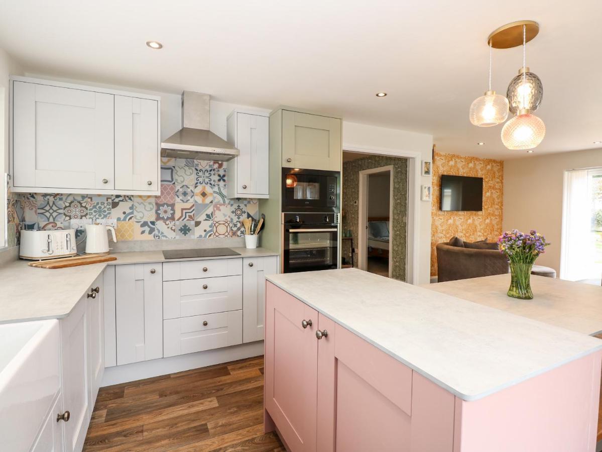 Daisy Tree Cottage Woodhall Spa Extérieur photo